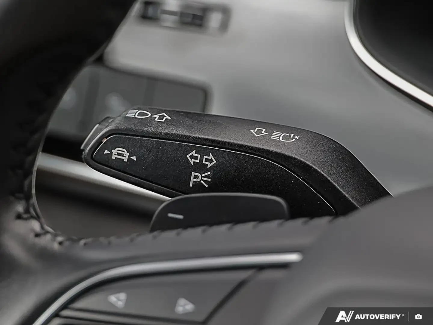 Audi Q8 ProgressivACCIDENT-FREE, DRIVERS ASSIST PACK, B&O , снимка 12 - Автомобили и джипове - 56221212