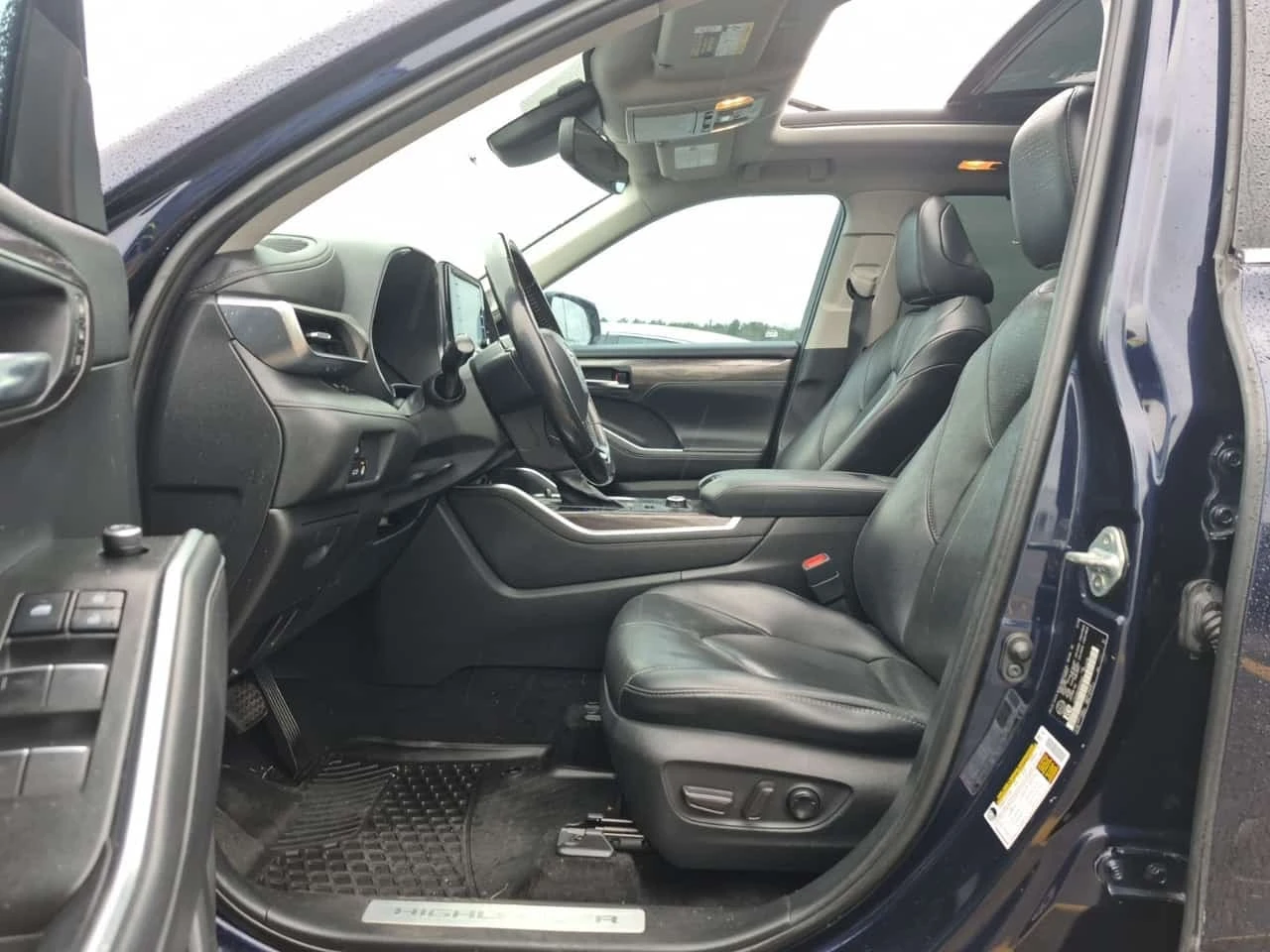 Toyota Highlander LIMITED * ДИСТРОНИК* ОБУДХВАНЕ* ПАНОРАМА* , снимка 6 - Автомобили и джипове - 56267119