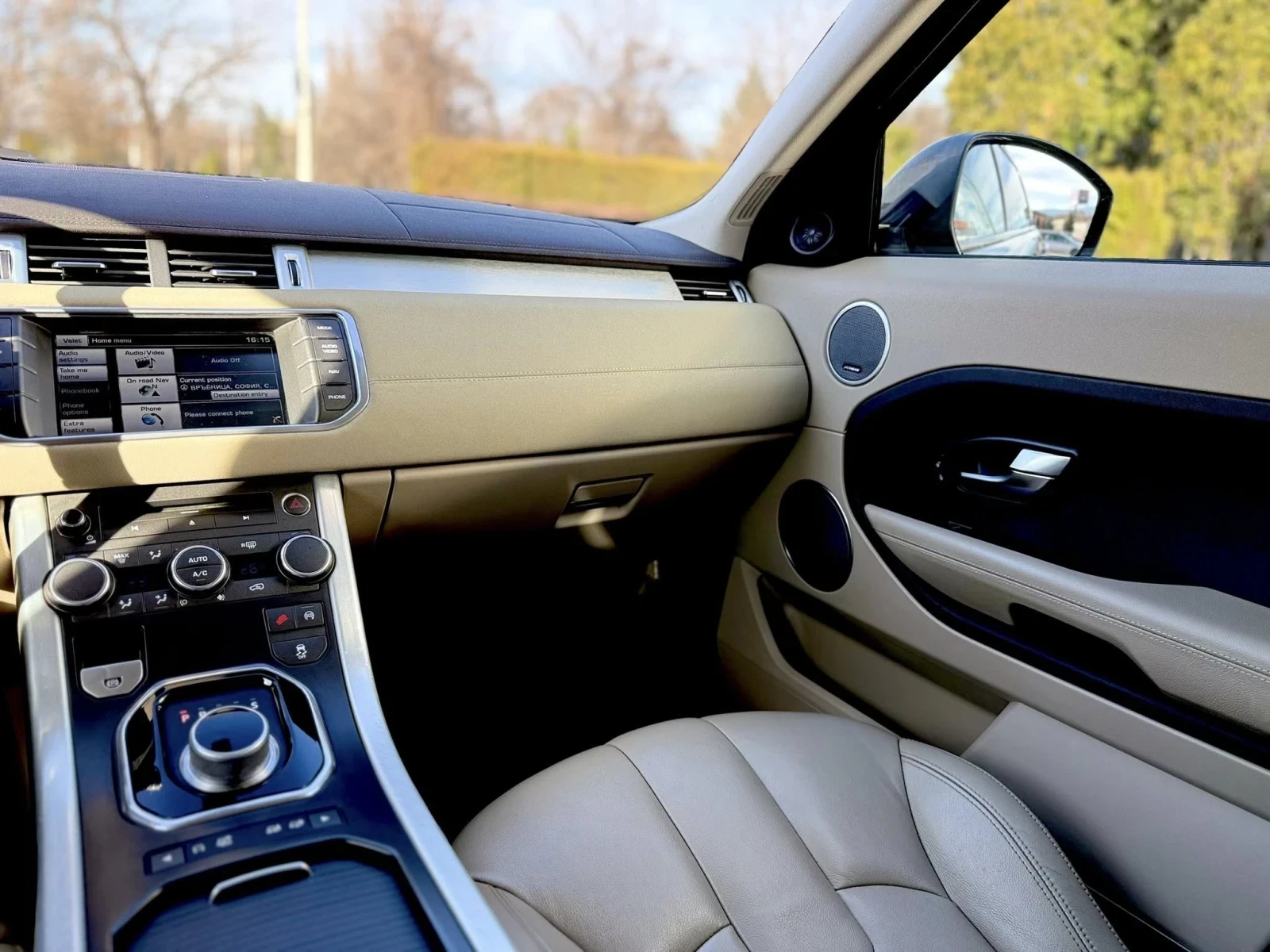 Land Rover Range Rover Evoque 4х4 Реален пробег!, снимка 8 - Автомобили и джипове - 56732257