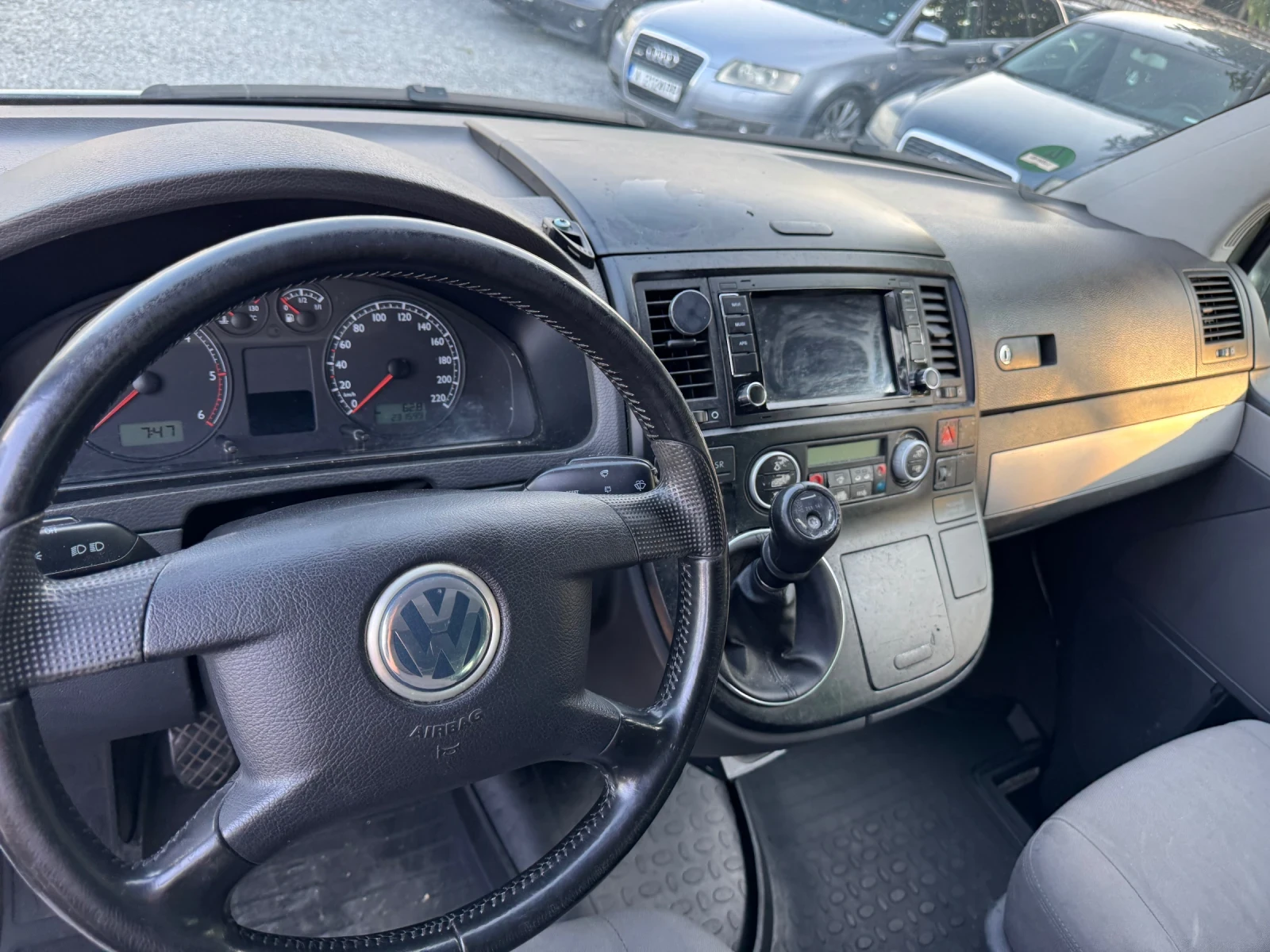 VW Multivan 2.5TDI 174HP  - изображение 9