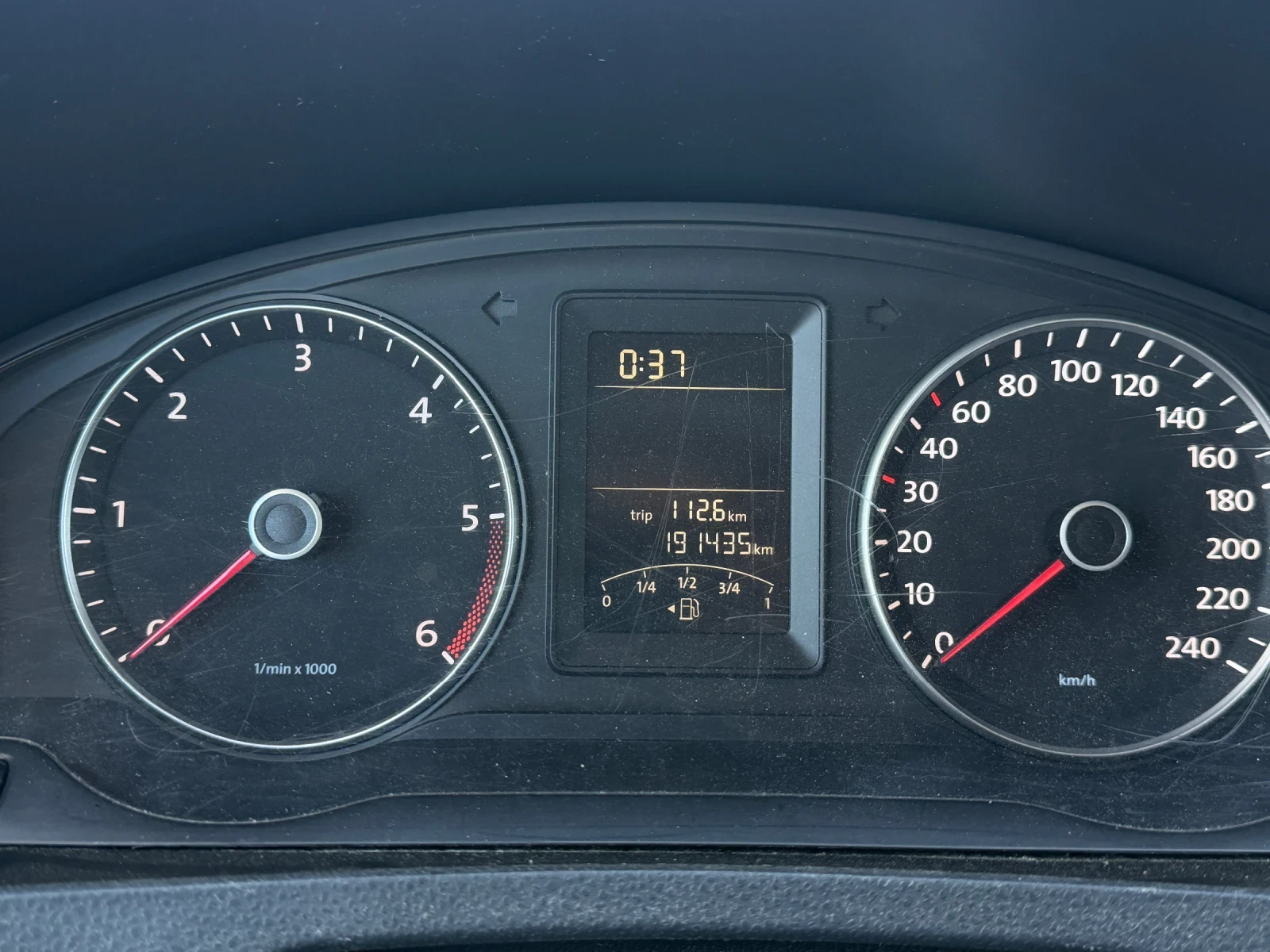 VW T5 2.0TDI / КЛИМА / 9-МЕСТА, снимка 10 - Бусове и автобуси - 55401249