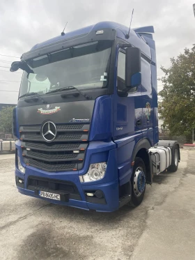     Mercedes-Benz Actros 1942