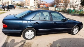 Mercedes-Benz E 200, снимка 4