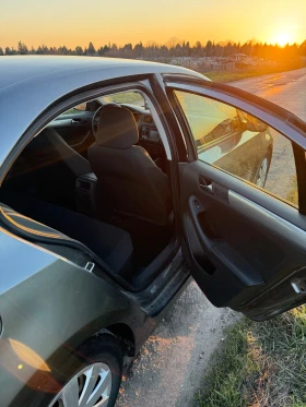 VW Jetta 2.0, снимка 7