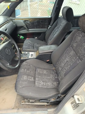Mercedes-Benz E 300, снимка 6