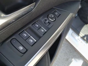 Peugeot 3008 e-GT-LINE/213HP/PANO/MEMO/360/NAVI/CPLAY/258q, снимка 12