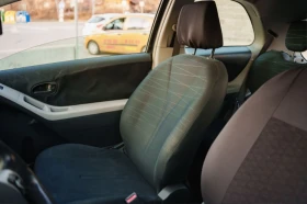 Toyota Yaris, снимка 14