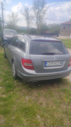Mercedes-Benz C 220 2.2, снимка 3