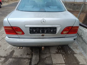 Mercedes-Benz E 300 - 11 € / 21.51 лв. - 25173227 8
