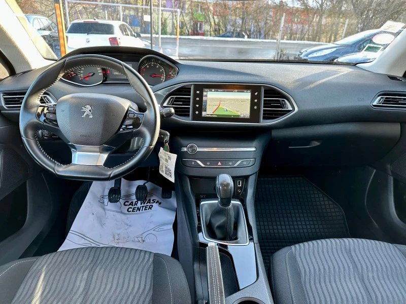 Peugeot 308 FACELIFT PURETECH, снимка 10 - Автомобили и джипове - 43959168