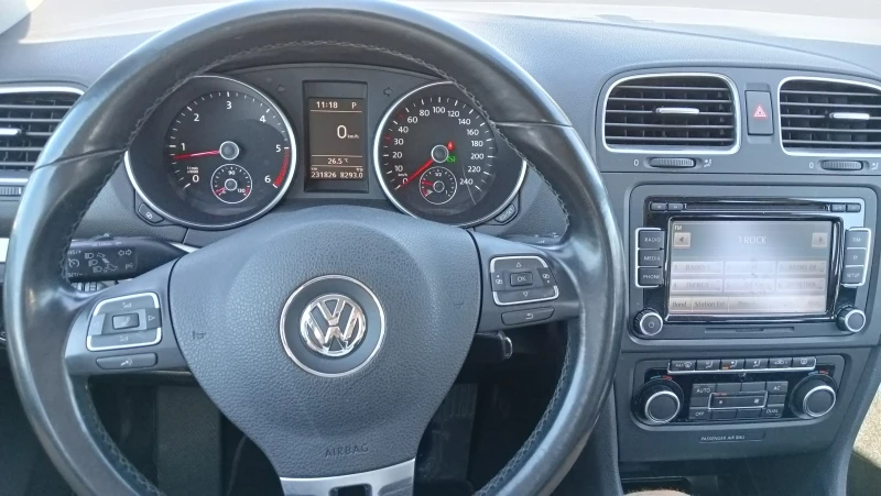 VW Golf 2.0tdi avtomat 140k.с, снимка 7 - Автомобили и джипове - 47384352