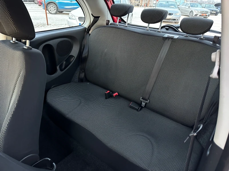 Nissan Micra 1.2, снимка 12 - Автомобили и джипове - 48982059