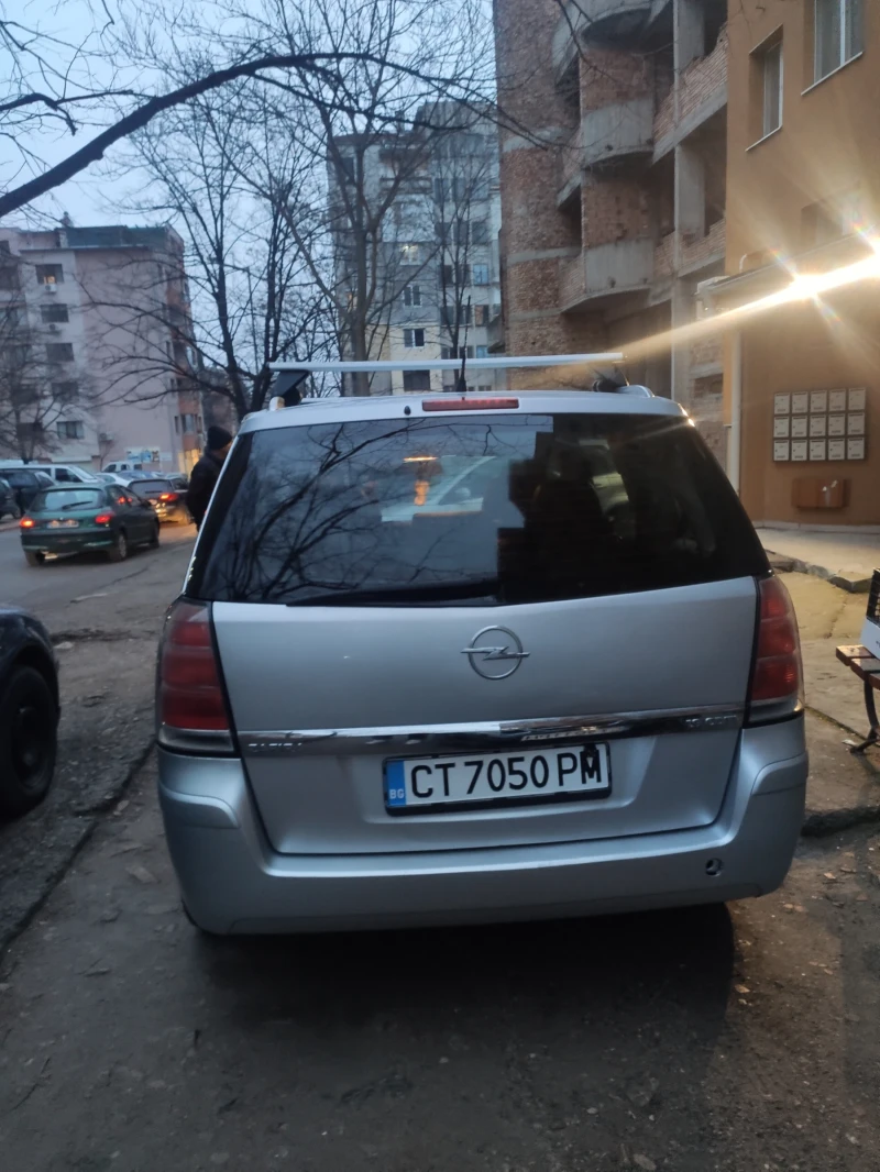 Opel Zafira, снимка 3 - Автомобили и джипове - 49547046