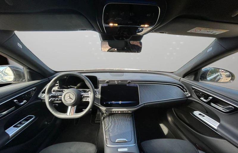 Mercedes-Benz E 300 e 4-MATIC AMG PLUG-IN HYBRID DISTRONIC KEYLESS, снимка 8 - Автомобили и джипове - 51950828