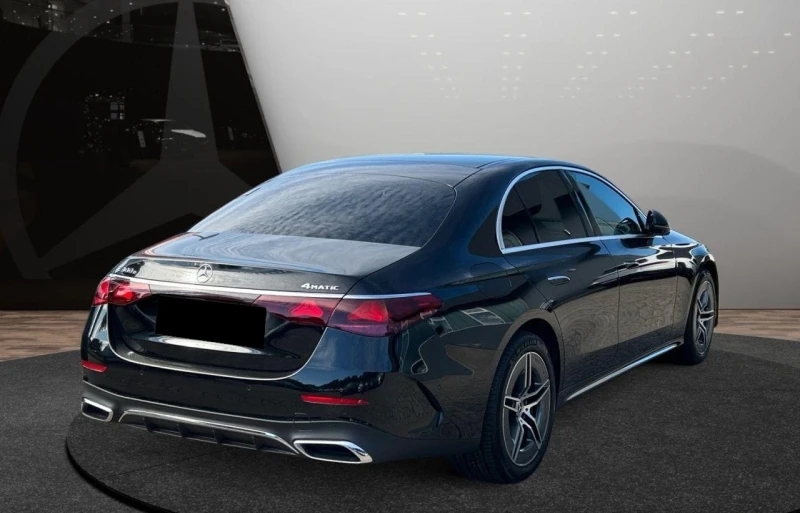 Mercedes-Benz E 300 e 4-MATIC AMG PLUG-IN HYBRID DISTRONIC KEYLESS, снимка 4 - Автомобили и джипове - 51950828