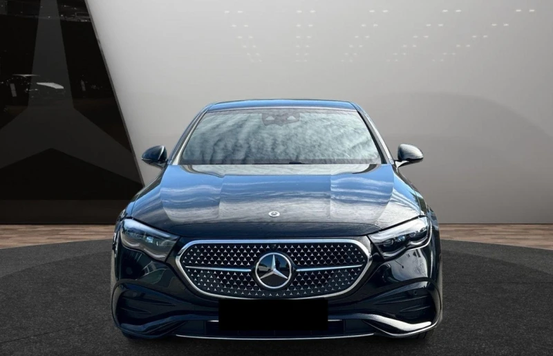 Mercedes-Benz E 300 e 4-MATIC AMG PLUG-IN HYBRID DISTRONIC KEYLESS, снимка 2 - Автомобили и джипове - 51950828