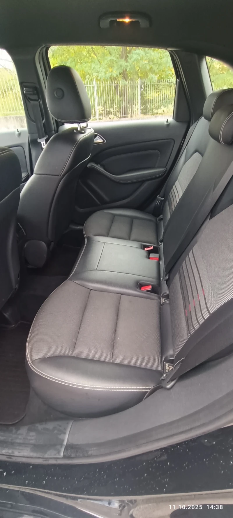 Mercedes-Benz B 200 facelift , снимка 8 - Автомобили и джипове - 52095931