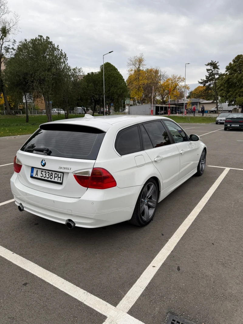BMW 335, снимка 9 - Автомобили и джипове - 52097510