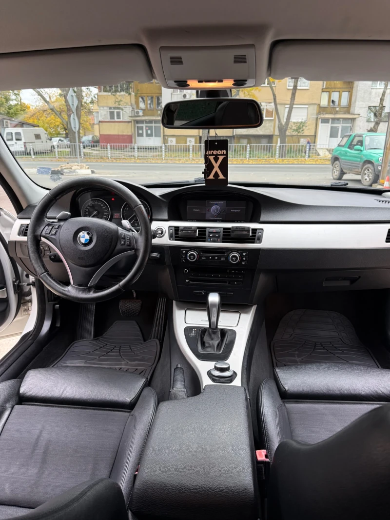 BMW 335, снимка 12 - Автомобили и джипове - 52097510