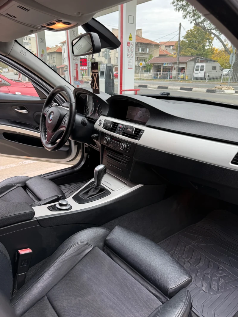 BMW 335, снимка 11 - Автомобили и джипове - 52097510