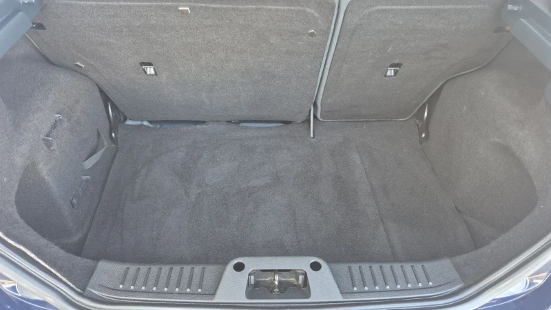 Ford Fiesta 1.4диз.69к.с, снимка 16 - Автомобили и джипове - 52119661