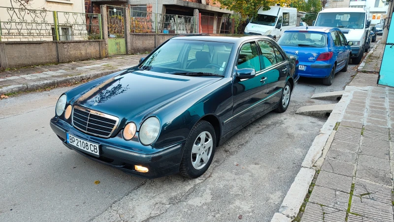 Mercedes-Benz E 200