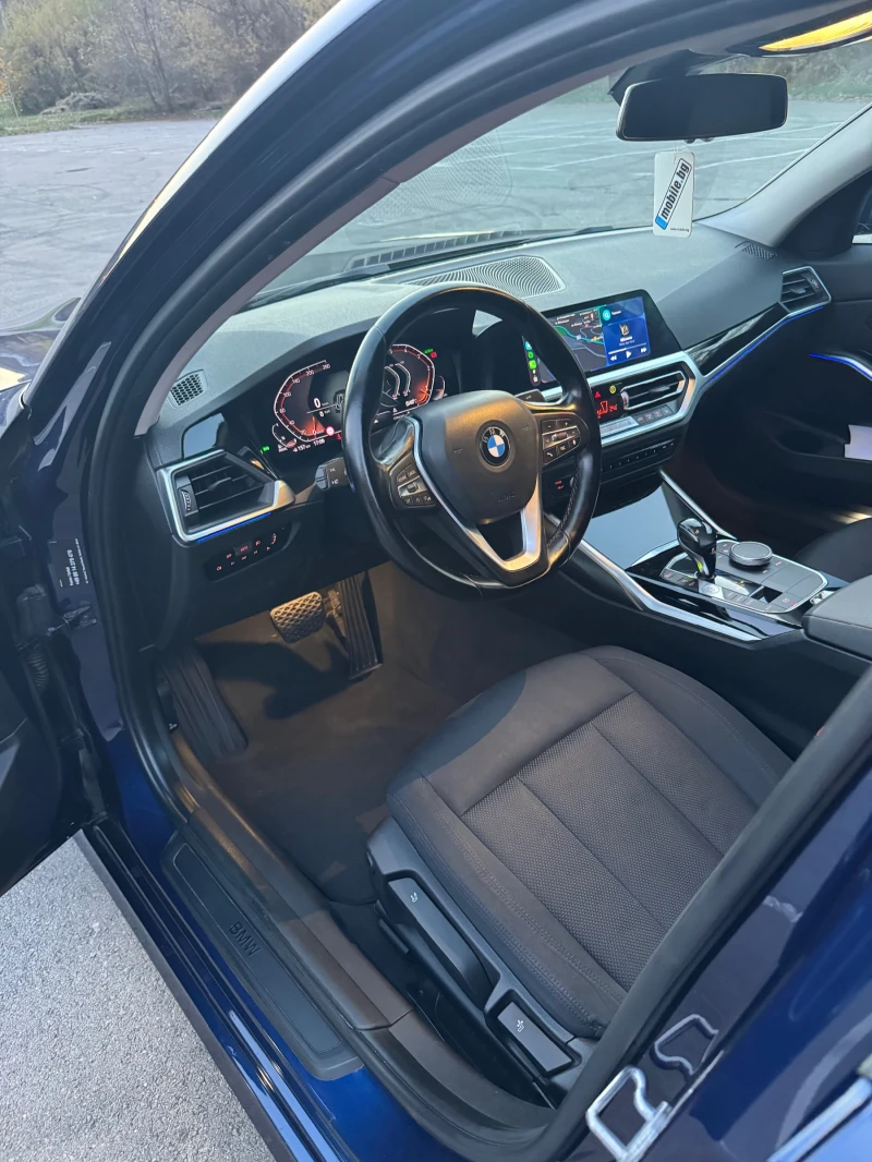 BMW 320, снимка 9 - Автомобили и джипове - 53022441