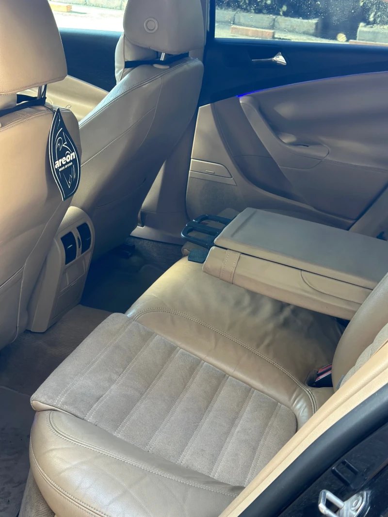 VW Passat 2.0 TDI, снимка 8 - Автомобили и джипове - 53023780