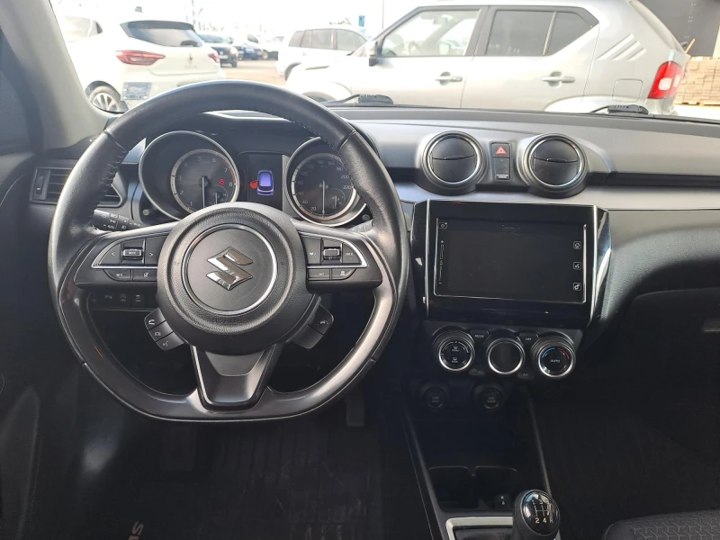 Suzuki Swift 1.2 GLX HYBRID, снимка 15 - Автомобили и джипове - 53095656