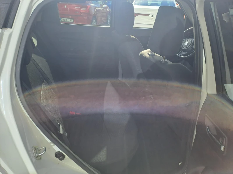 Suzuki Swift 1.2 GLX HYBRID, снимка 11 - Автомобили и джипове - 53095656