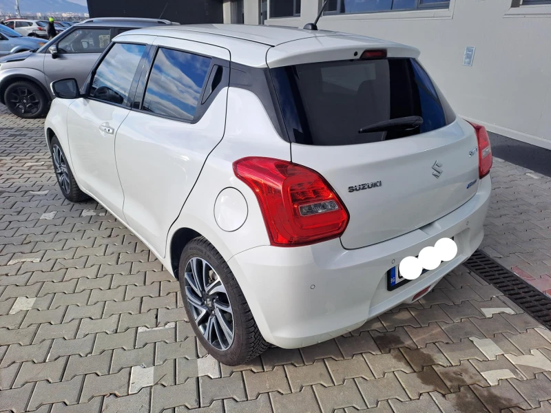 Suzuki Swift 1.2 GLX HYBRID, снимка 5 - Автомобили и джипове - 53095656