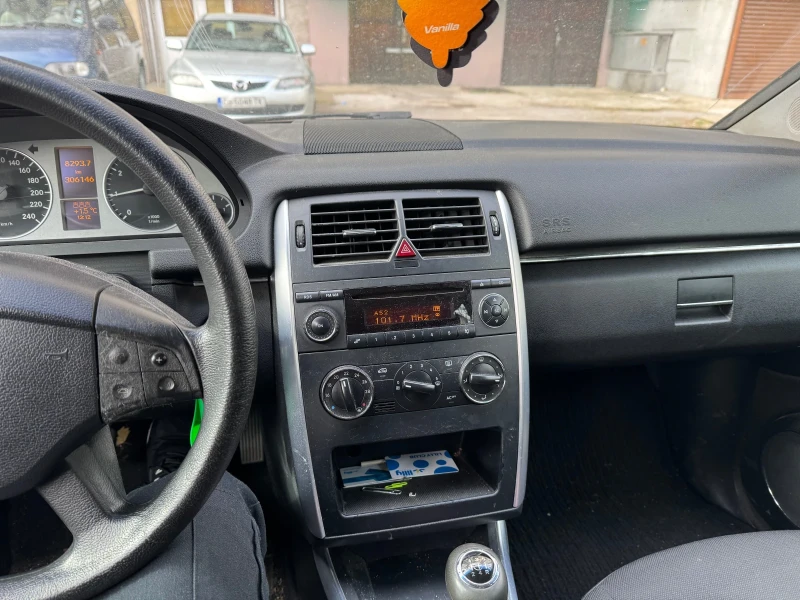 Mercedes-Benz B 170, снимка 9 - Автомобили и джипове - 53134562