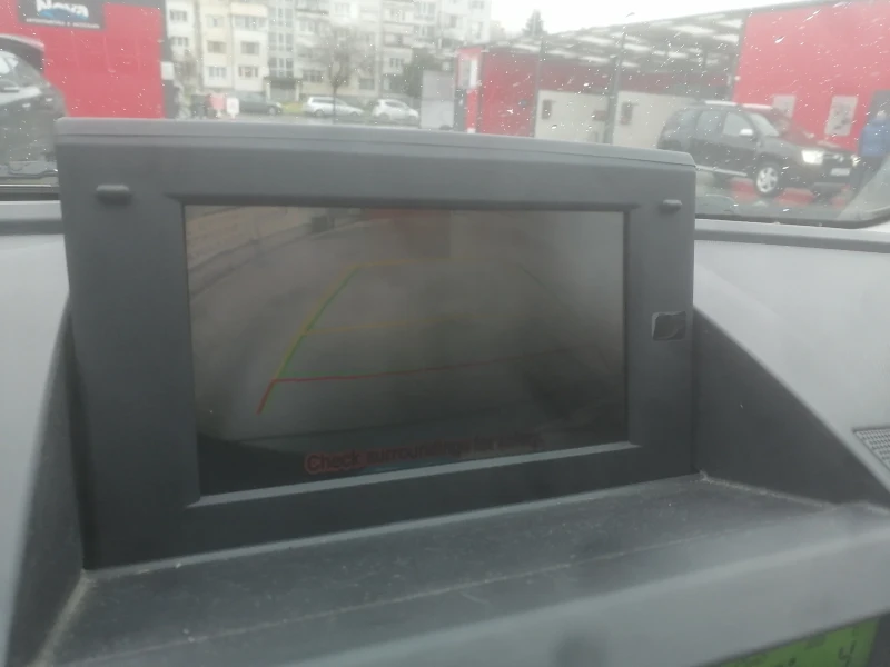 Mazda 5 2.0 Diesel 6+ 1 Нови гуми Климатроник, снимка 9 - Автомобили и джипове - 53285501