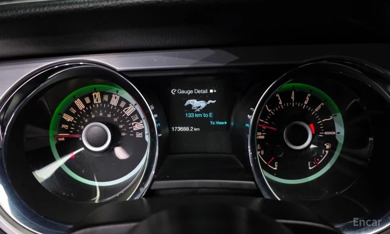 Ford Mustang, снимка 8 - Автомобили и джипове - 53427269