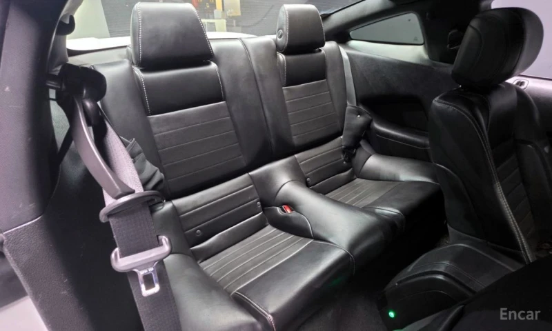 Ford Mustang, снимка 12 - Автомобили и джипове - 53427269