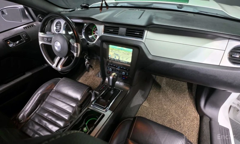 Ford Mustang, снимка 7 - Автомобили и джипове - 53427269