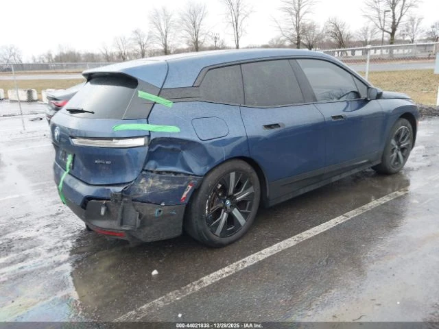 BMW iX XDRIVE50 - изображение 6