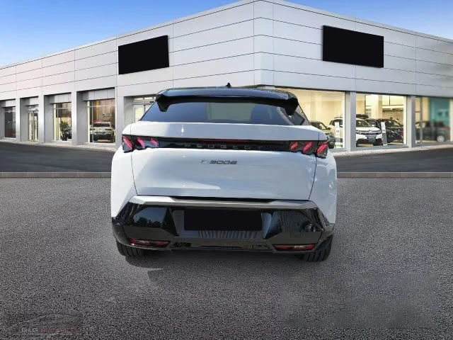 Peugeot 3008 e-GT-LINE/213HP/PANO/MEMO/360/NAVI/CPLAY/258q, снимка 4 - Автомобили и джипове - 54427834