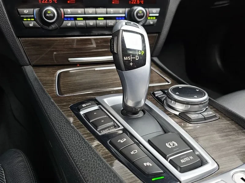 BMW 730 xDrive, снимка 9 - Автомобили и джипове - 55349336