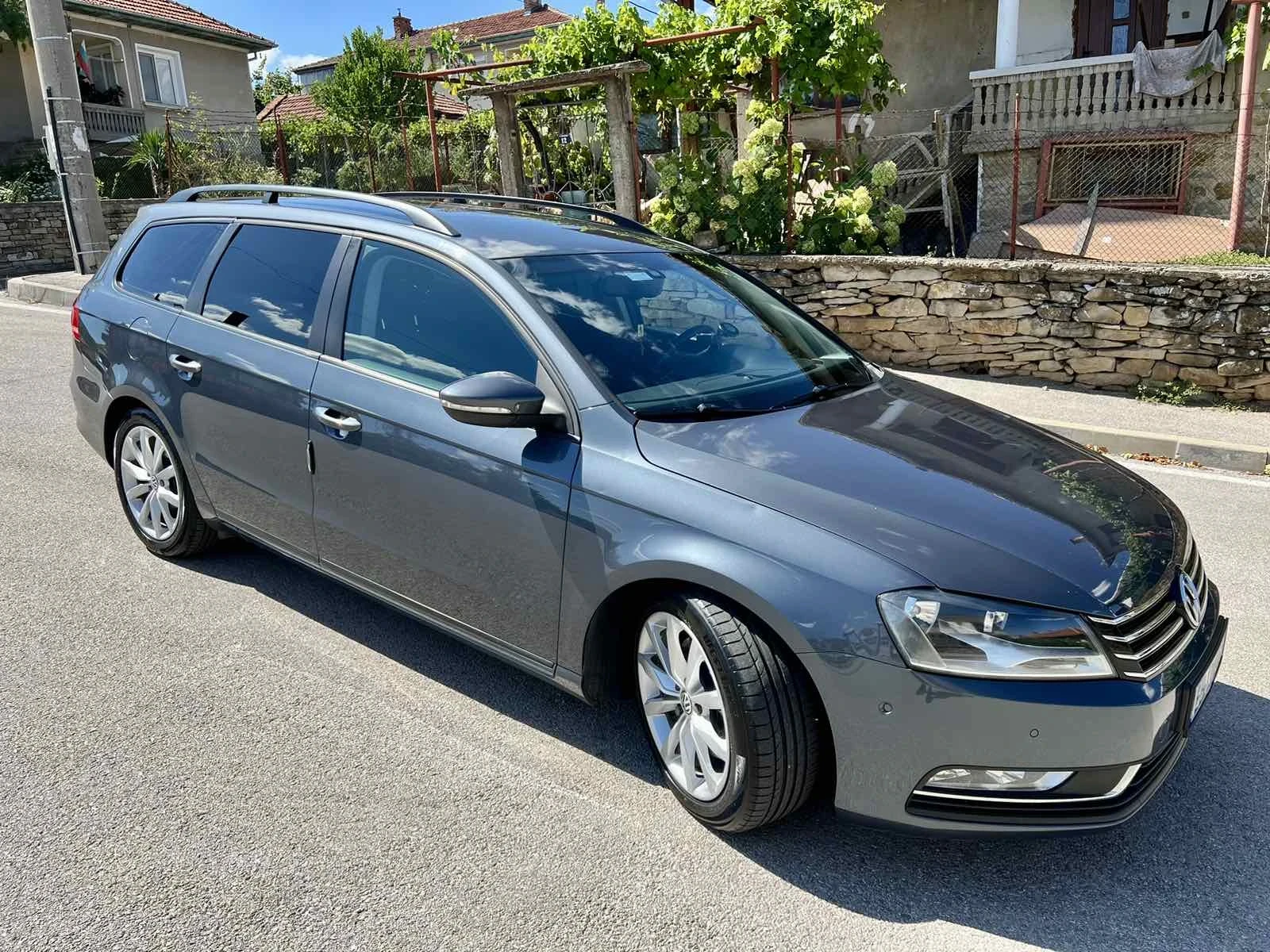 VW Passat 1.6 105к.с - изображение 2