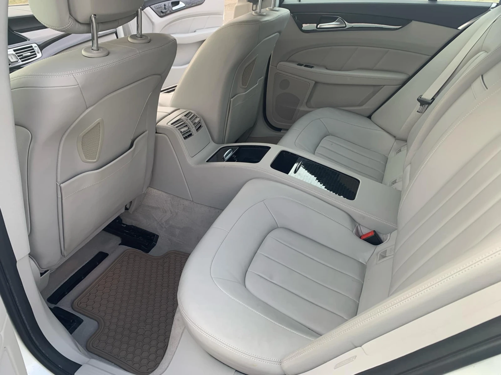 Mercedes-Benz CLS 550 | Mobile.bg   12