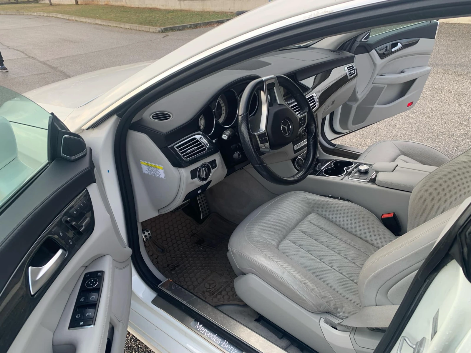 Mercedes-Benz CLS 550 | Mobile.bg   17