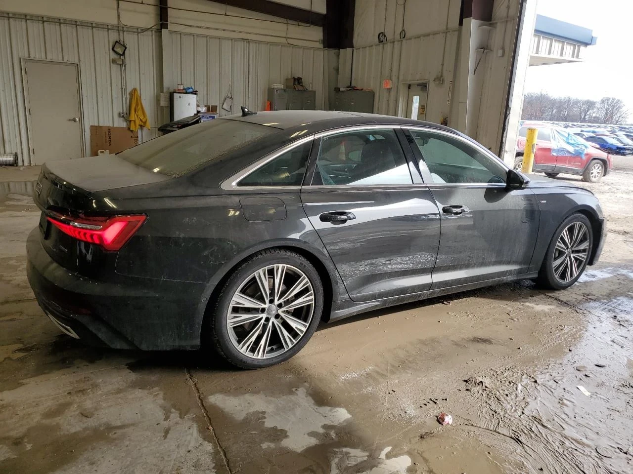 Audi A6  - изображение 5
