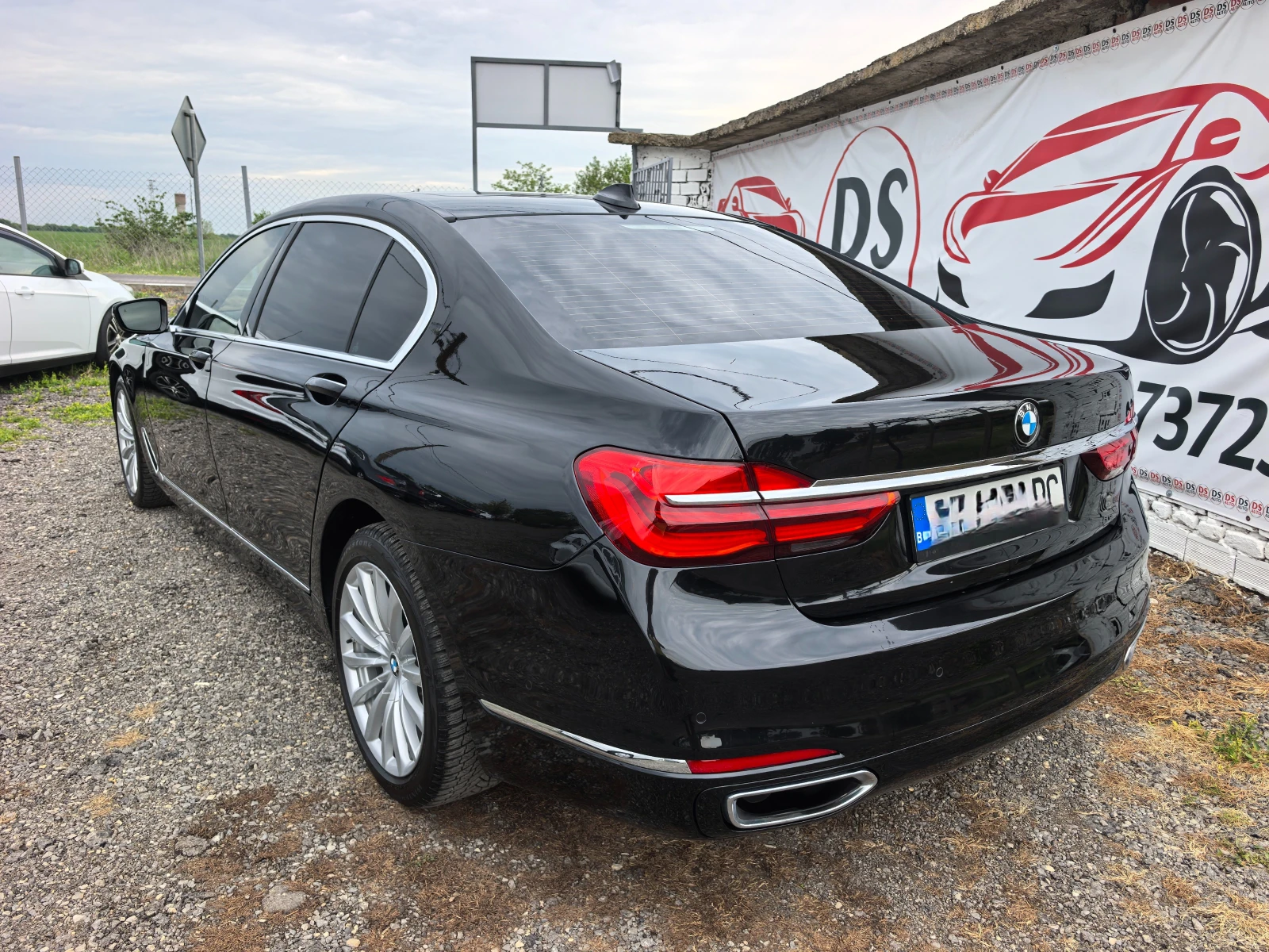 BMW 750 4.4 LONG INDIVIDUAL - изображение 3