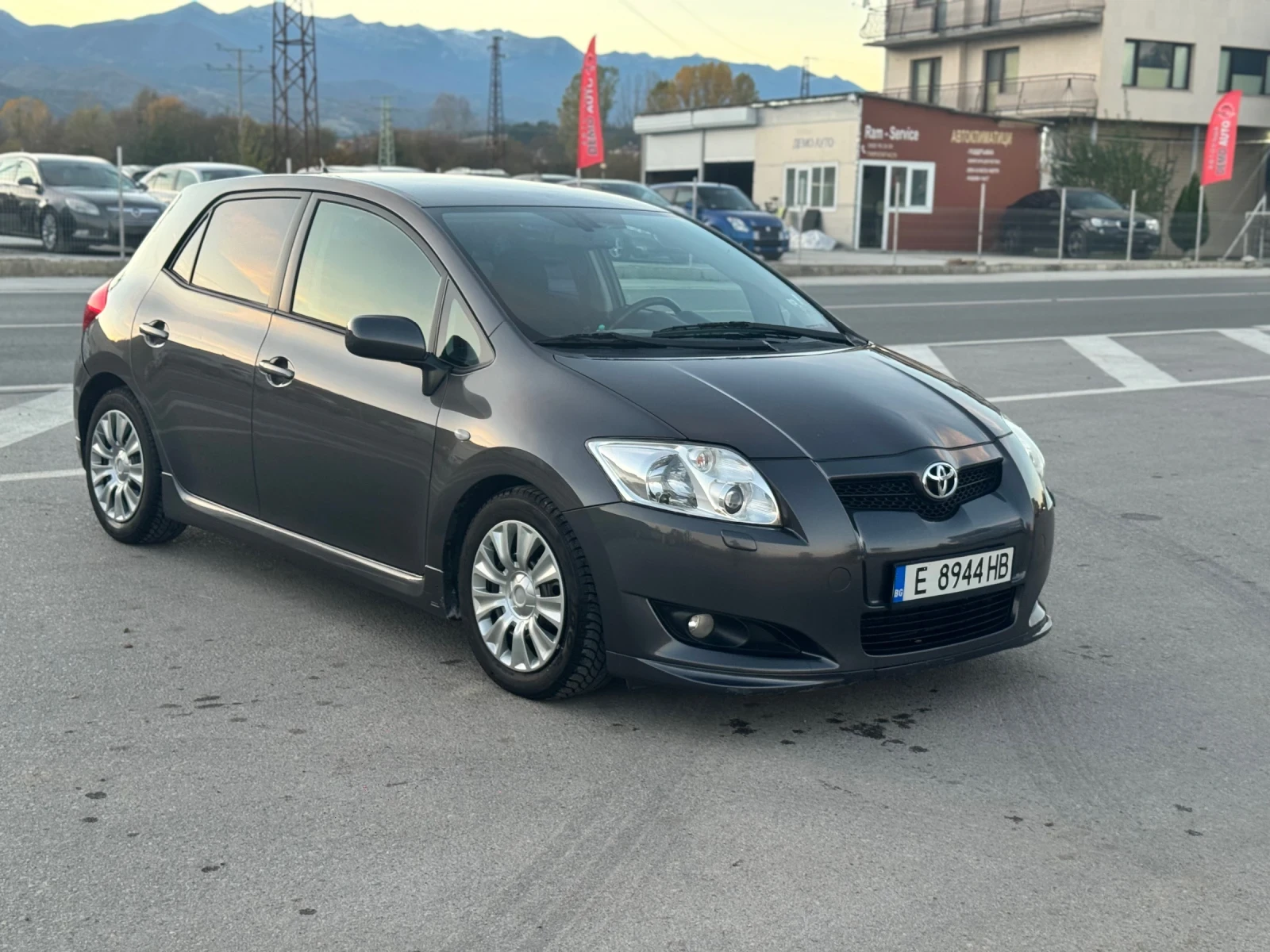 Toyota Auris d4d - изображение 2