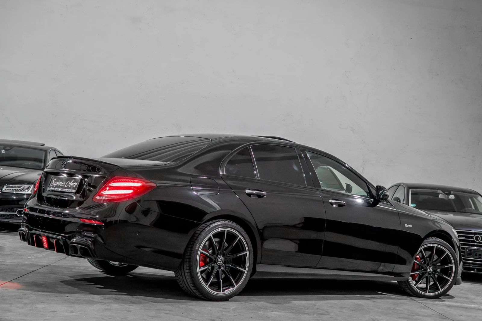 Mercedes-Benz E 43 AMG 4MATIC+ * BRABUS LIMITED* CARBON* SOFT CLOSE* 360 - изображение 5