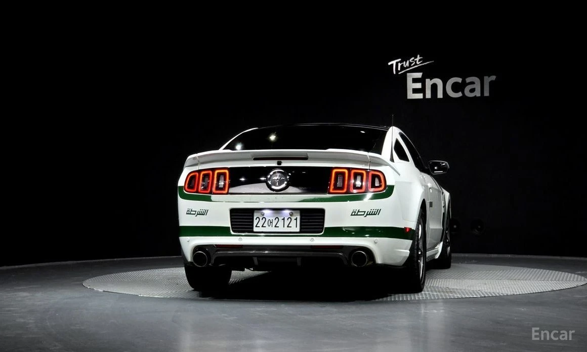 Ford Mustang  - изображение 4