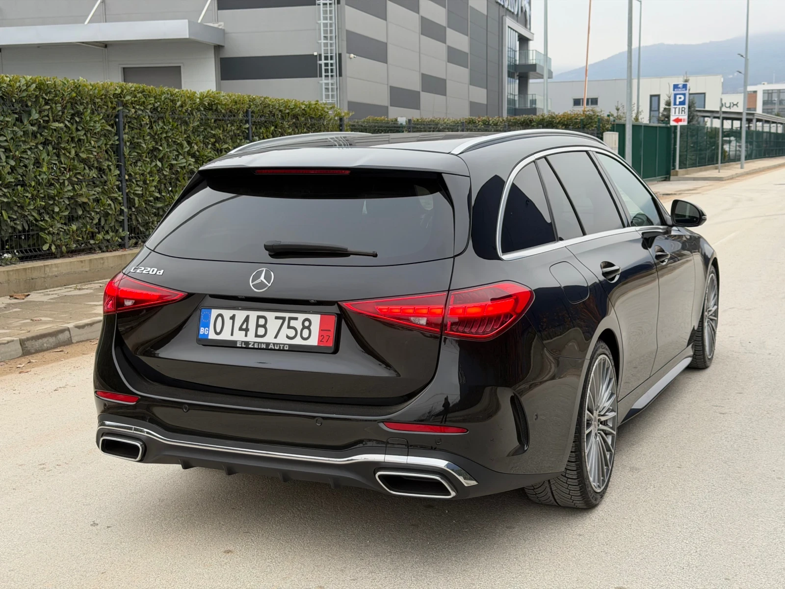 Mercedes-Benz C 220 AMG LINE PREMIUM/HYBRID/9G-TRONIC/СЕРВИЗНА ИСТОРИЯ, снимка 3 - Автомобили и джипове - 53763991