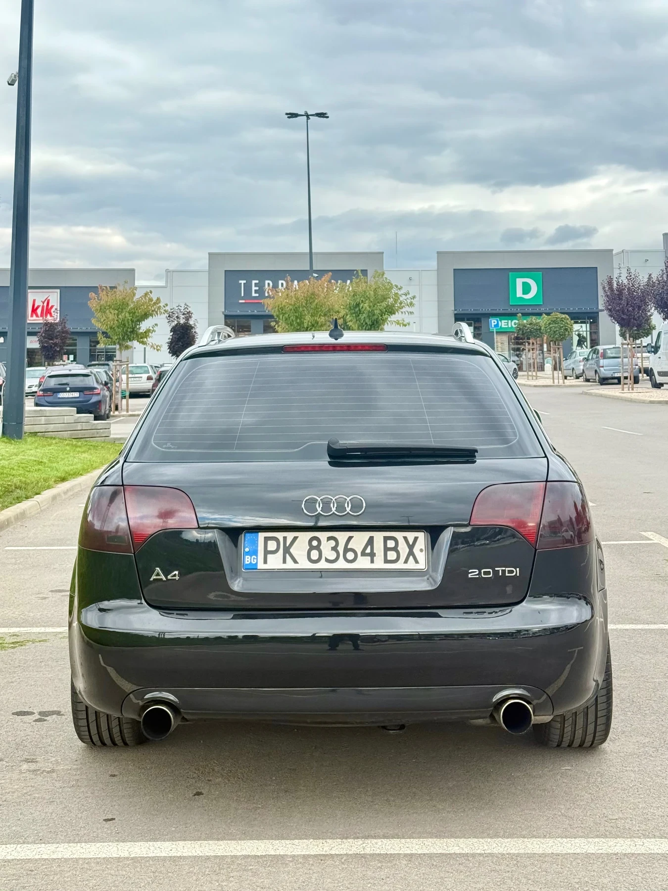 Audi A4 2.0TDI, снимка 5 - Автомобили и джипове - 53807069
