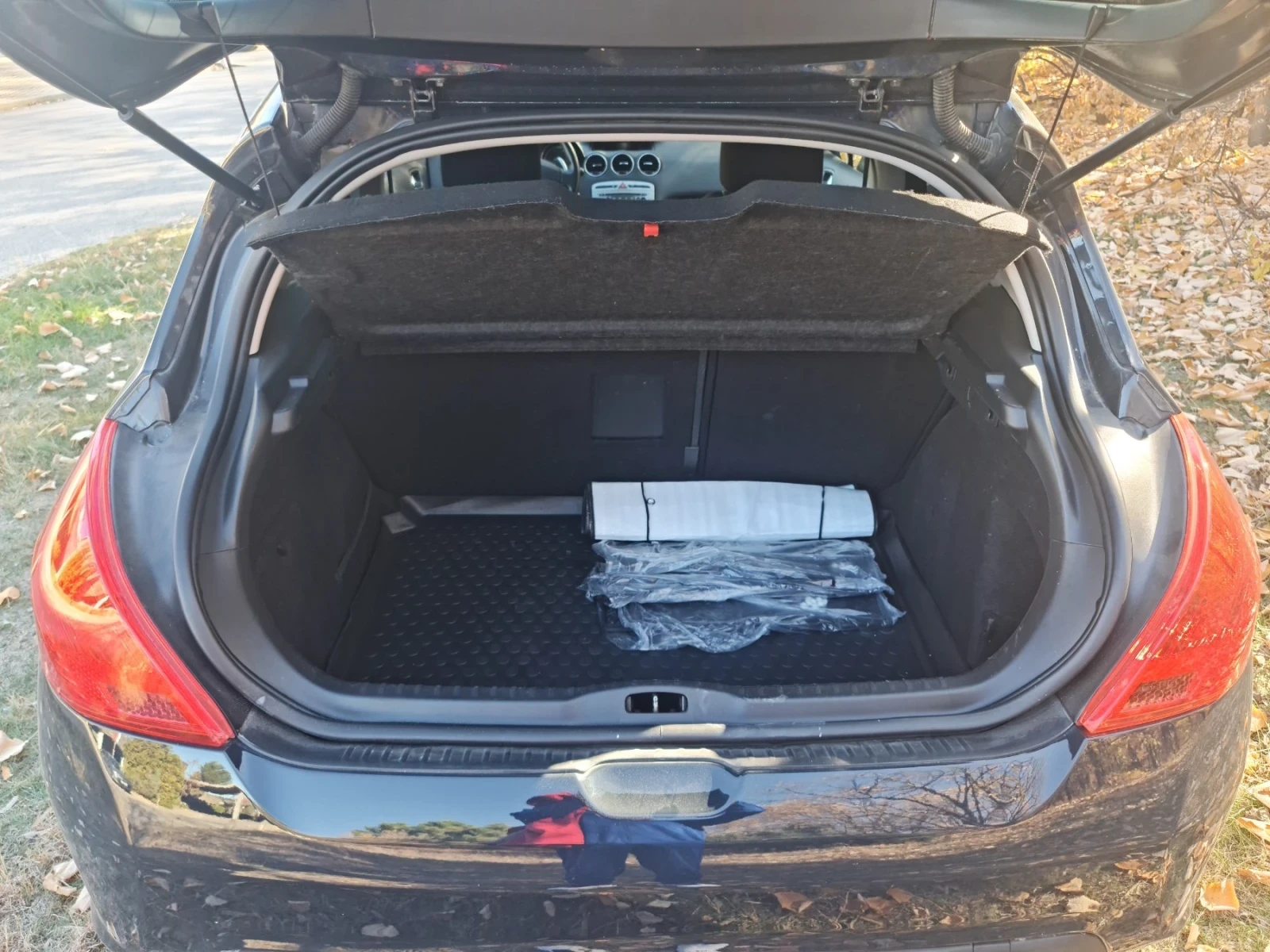 Peugeot 308 1.6 E-HDI АВТОМАТИК, снимка 11 - Автомобили и джипове - 53867224